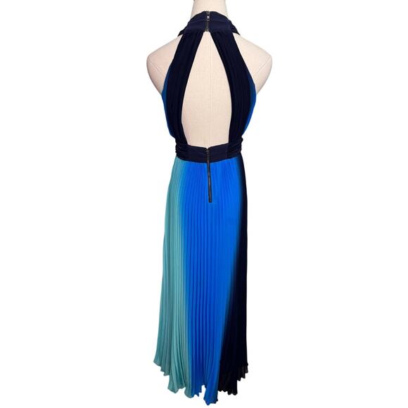 Alice + Olivia Jaelyn Cross Top Flare Dress Blue Ombre pleated size 2 - Picture 7 of 10